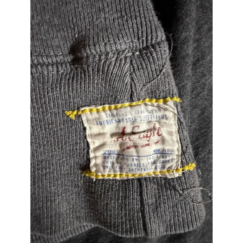 American Eagle Outfitters Mens Gray Varsity Logo Hoodie Yellow Lined Hood L